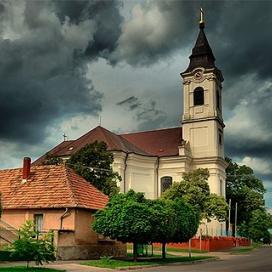 Tósokberéndi plébániatemplom